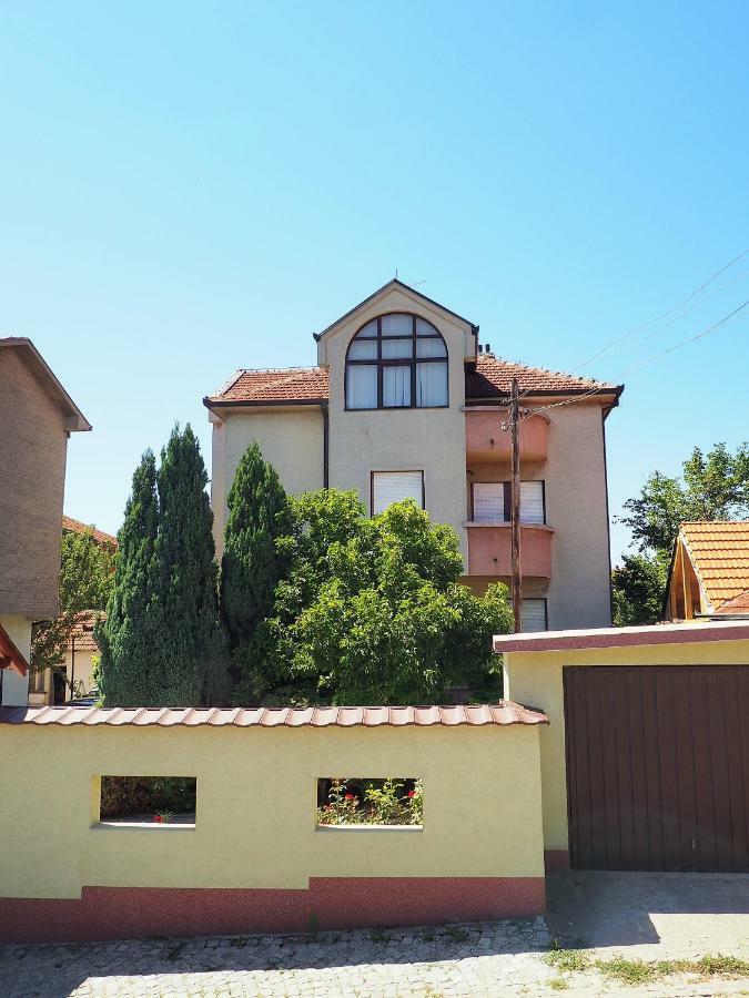 Guest House Stefanovic Вранє Екстер'єр фото