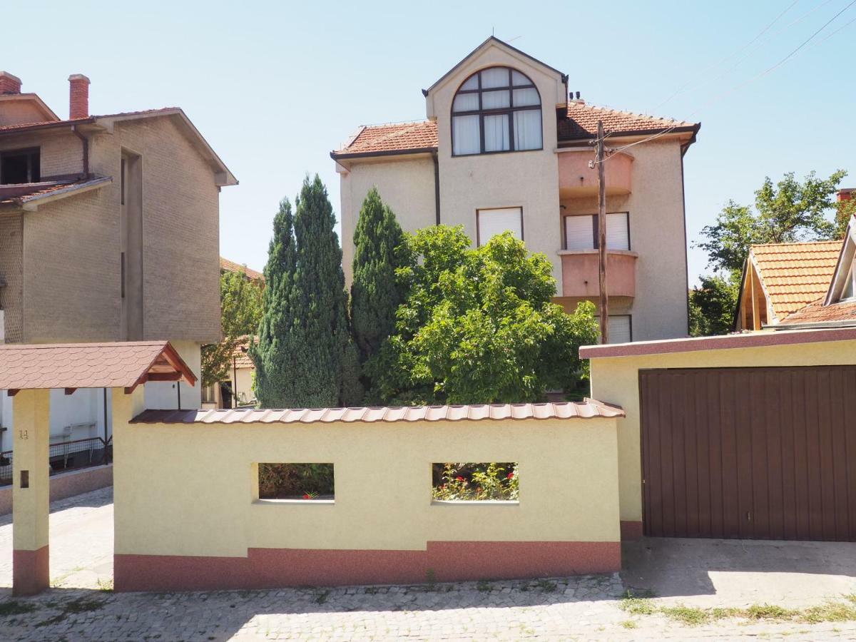 Guest House Stefanovic Вранє Екстер'єр фото